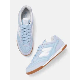 New Balance Unisex RC42 Sneakers