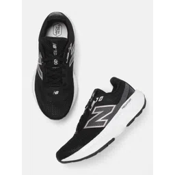 New Balance Women 520 Running Shoes