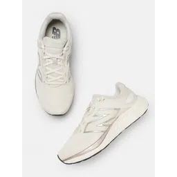 New Balance Women 680 Running Shoes