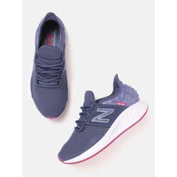 New Balance Women ROAV V1 NIGHTTIDE Woven Design Running Shoes