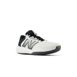 New Balance Women White WCH696W6 Tennis Shoes