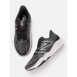 New Balance Women Woven Design Running Shoes
