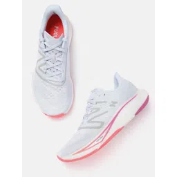 New Balance Women Woven Design Running Shoes