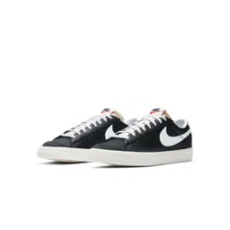 Nike Men Black & White Blazer Low '77 Vintage Leather Sneakers
