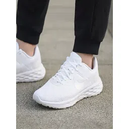 Nike Men's REVOLUTION 6 NN White Running Shoes