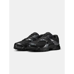 Nike Men's V5 RNR Shoes