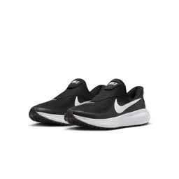Nike Revolution 8 EasyOn Men's Road Running Shoes