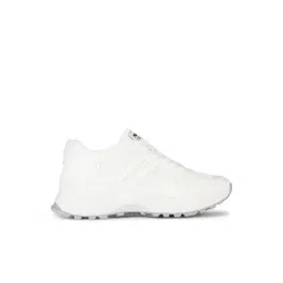 North Star by Bata Women's KEE White Running Shoes