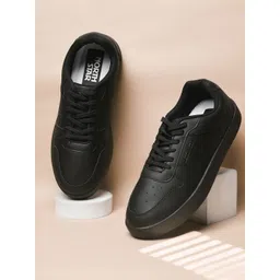 North Star Men Lace-Ups Round Toe Sneakers