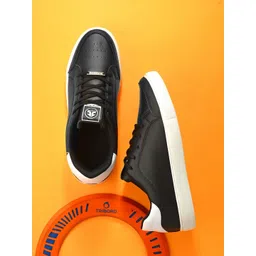 OFF LIMITS Men Sneakers