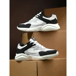 OFF LIMITS Men's ROGER Off White, Black & Light Grey Running Shoes