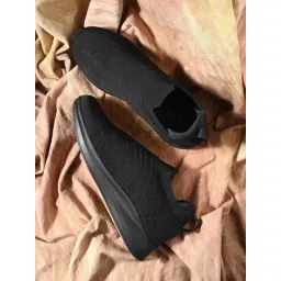 OFF LIMITS Men's ROYCE B&T Black Walking Shoes