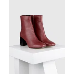 Oroh Women Block-Heeled Regular Boots