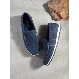Overdrive Men Colourblocked Leather Slip-On Sneaker