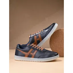 Overdrive Men Colourblocked Leather Sneakers