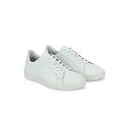 Overdrive Men Lace up Lightweight Leather Sneakers