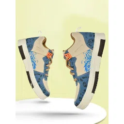 OZJI Men Printed Sneakers