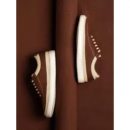 Paaduks Unisex Ske Eco-Sole Water Repellent Odor Free & Anti-Skid Sneakers