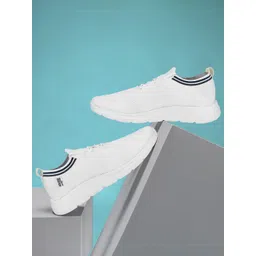 Paragon Men Mesh Walking Sports Shoes