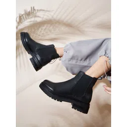 Peach Flores Women Leather Chelsea Boots