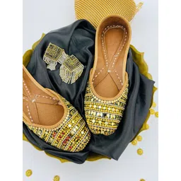 PehnawaCraft Women Printed Leather Sneakers