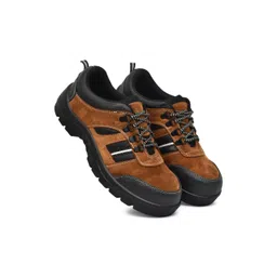 PILLAA Men Colourblocked Leather Sneakers