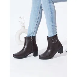 PLANET WALK Women Block Heeled Chelsea Boots