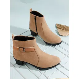 PLANET WALK Women Synthetic Boots