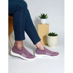 Premium Women Winter Sneaker MemoryFoam Gym & Casual Outdoor Sneakers Slip On Sneakers For Women