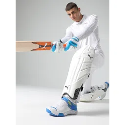 Puma Unisex Bowling 22.1 Cricket Shoes