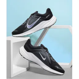 Quest 5 Running Shoes For Women