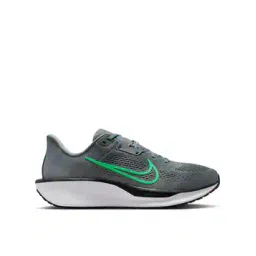 Quest 6 Lace-Up Running Shoes