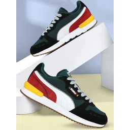 R78 Year Of Sports Res Sneakers For Men