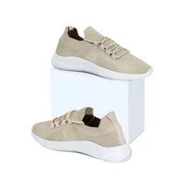 RapidBox Men Textured Mesh Sneakers
