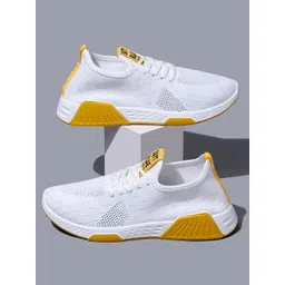 RapidBox Men White Textured Sneakers