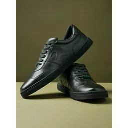 RARE RABBIT Men Merc Textured Leather Sneakers