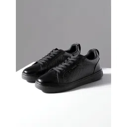 RARE RABBIT Men Rapso Textured Leather Sneakers