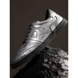 Rare Rabbit Men's Silver Sneakers