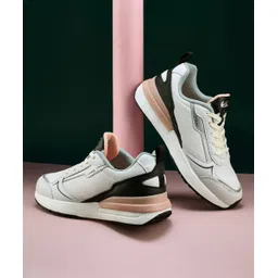 RASSLE Sneakers For Women