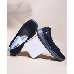 RAVEN Walking Shoes For Women