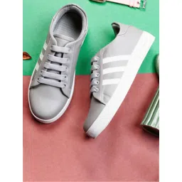 RealToes Women Colorblocked Lace-Up Sneakers