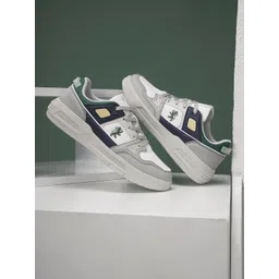 Red Tape Men Colourblocked Round Toe Sneakers