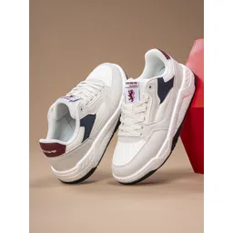 Red Tape Men Colourblocked Round Toe Sneakers