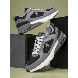 Red Tape Men Colourblocked Sneakers