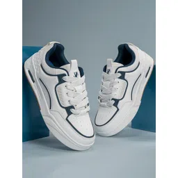 Red Tape Men Colourblocked Sneakers