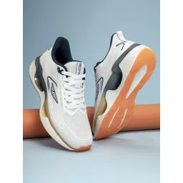 Red Tape Men Mesh Walking Shoes