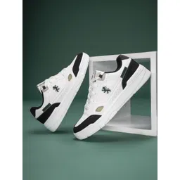 Red Tape Men Sneakers