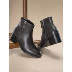 Red Tape Women Leather Chelsea Boots