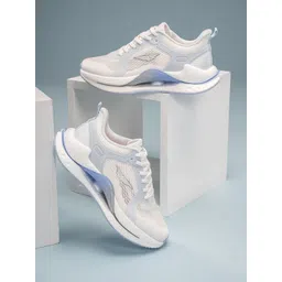 Red Tape Women Mesh Walking Shoes