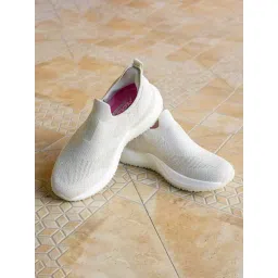 Red Tape Women's Comfort Strides White Running Shoes